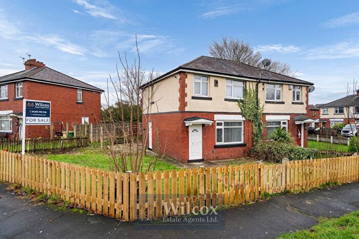 3 Bedroom Semi Detached House For Sale In Moorside Avenue, Farnworth, BL4