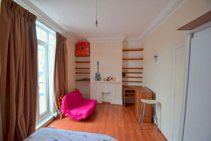 1 Bedroom Flat To Rent In Crouch Hill, Crouch Hill, N4