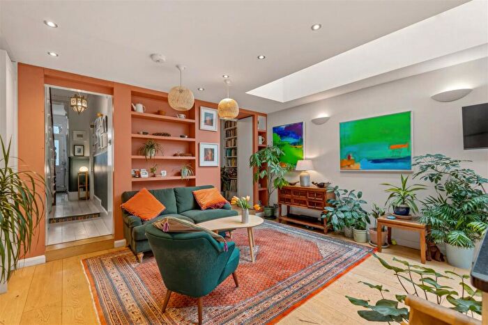 4 Bedroom Terraced House For Sale In Plympton Avenue, London, NW6