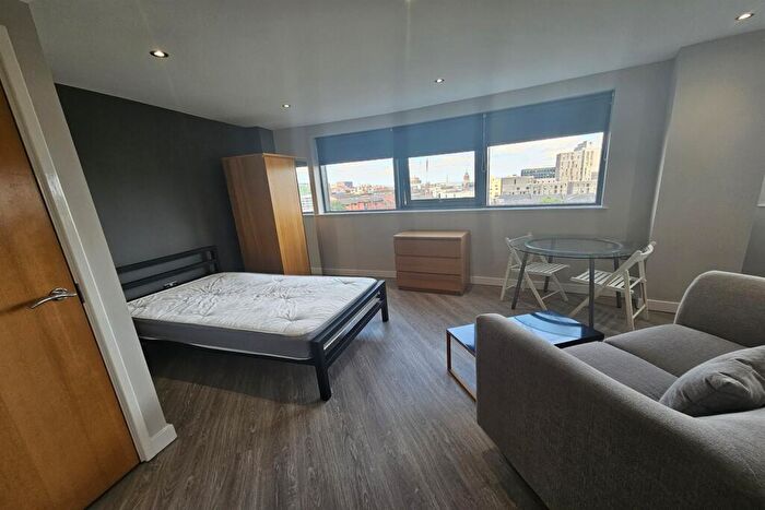 Studio To Rent In West One Cube, City Centre, S1