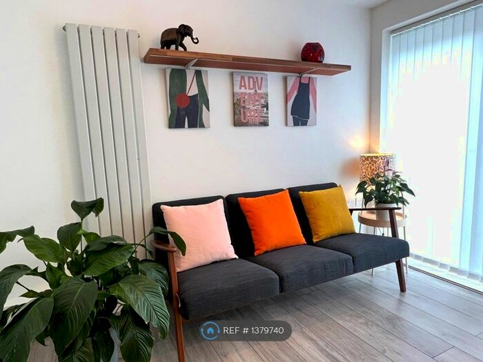 5 Bedroom Terraced House To Rent In Howard Road, Surbiton, KT5