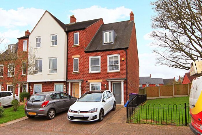 3 Bedroom Property For Sale In Farm House Road, Lawley Village, Telford, TF4