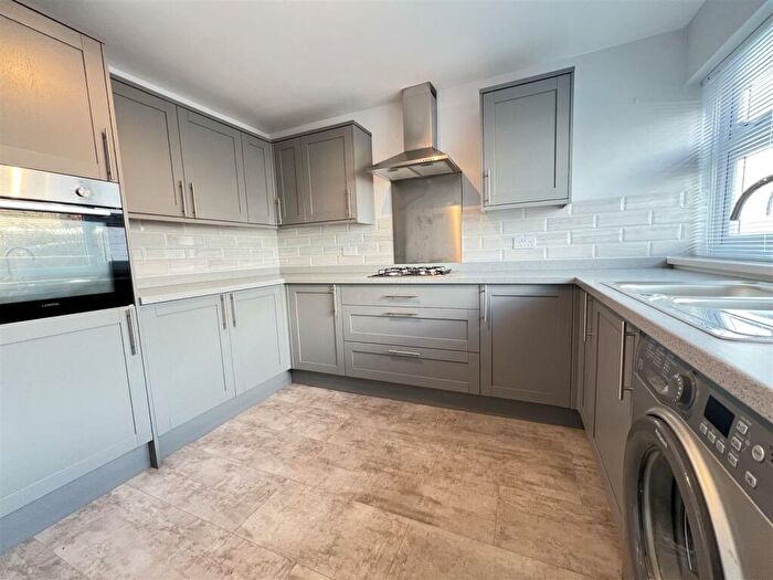 3 Bedroom Terraced House For Sale In Fair Oak Close, Aberdare, CF44