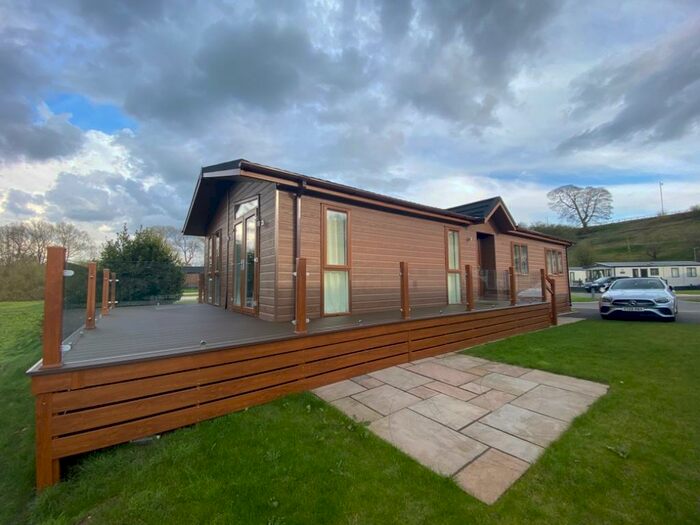 3 Bedroom Park Home For Sale In River Dane Country Park, Congleton, CW12