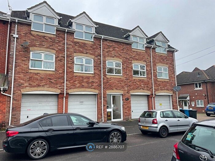 1 Bedroom Flat To Rent In Ashley Road, Poole, BH14
