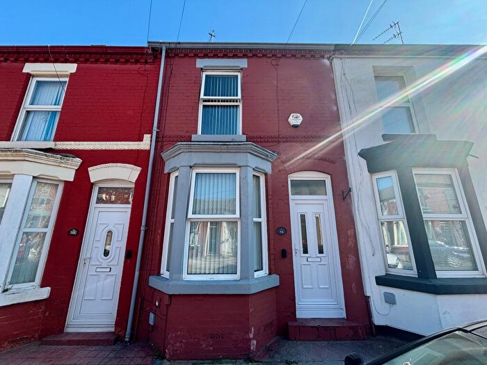 2 Bedroom House To Rent In Southagte Road, L13