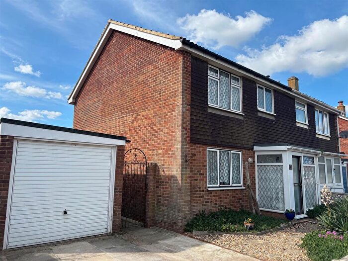 3 Bedroom Semi-Detached House For Sale In Denham Way, Camber, Rye, TN31