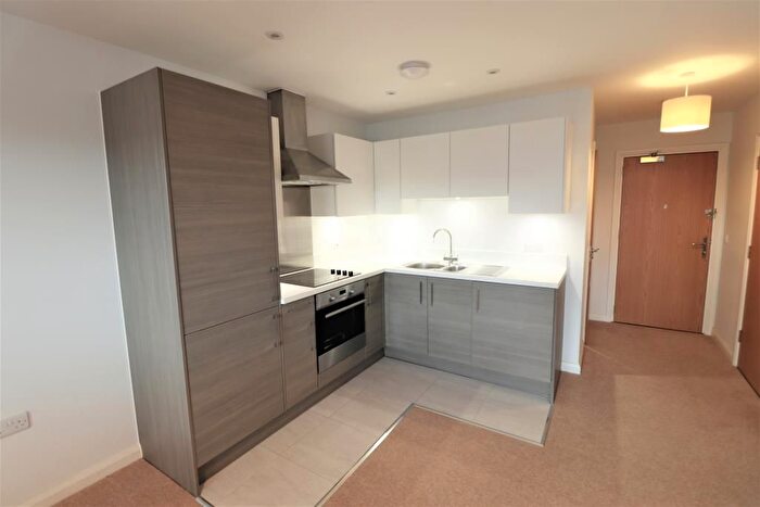 1 Bedroom Studio To Rent In Hemingford Court Gartlet Road, Watford, WD17
