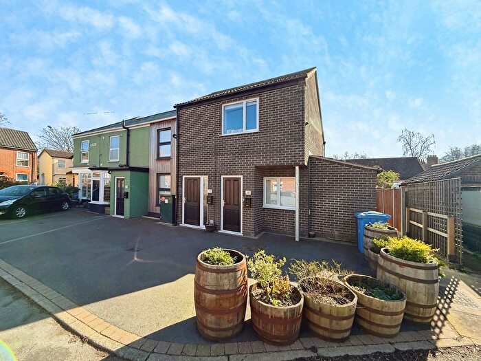 1 Bedroom Flat For Sale In Nile Street, Norwich, Norfolk, NR2