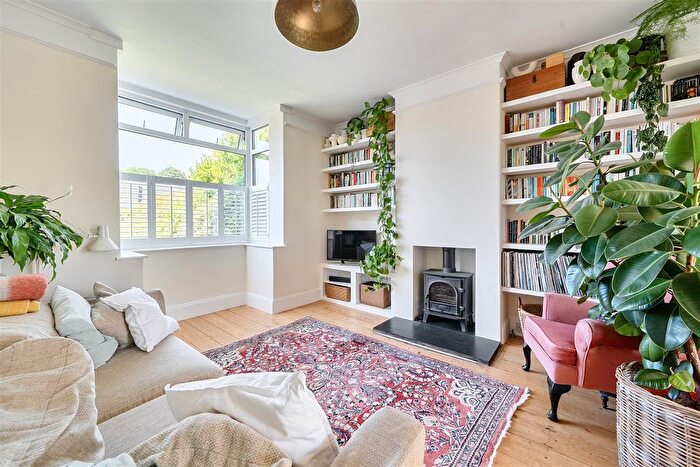 4 Bedroom Semi Detached House For Sale In Stentiford Hill, Kingsbridge, TQ7