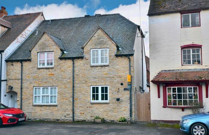 2 Bedroom Semi-Detached House For Sale In Ashwin Court, Bretforton, Evesham, WR11