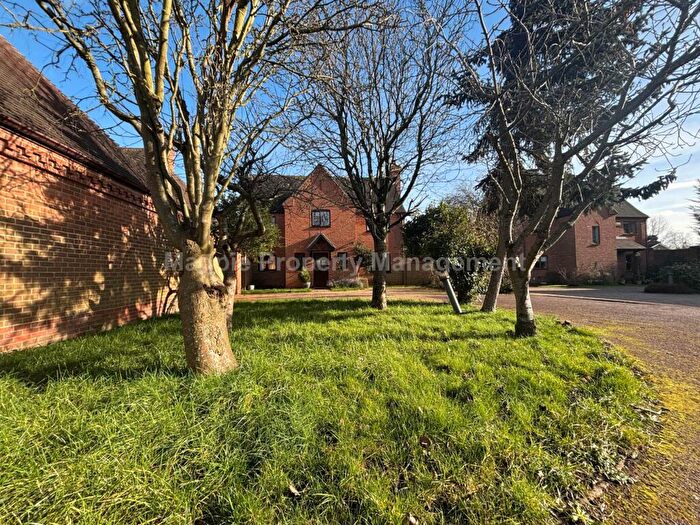 4 Bedroom Detached House To Rent In Little Paxton, PE19