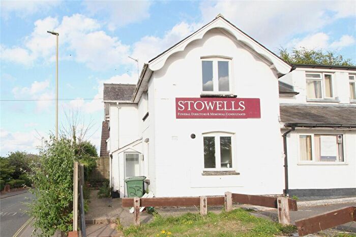 2 Bedroom End Of Terrace House To Rent In Worting Road, Basingstoke, Hampshire, RG21