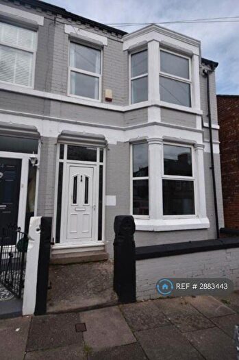 3 Bedroom Semi-Detached House To Rent In Clive Road, Wirral, CH43
