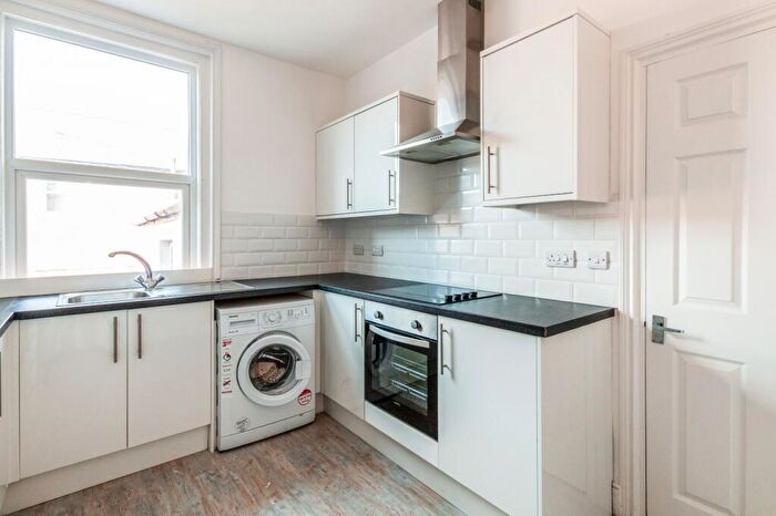 2 Bedroom Maisonette To Rent In Teville Road, BN11