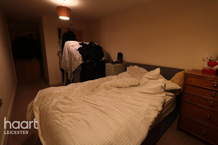 2 Bedroom Apartment For Sale In Charles Street, Leicester, LE1