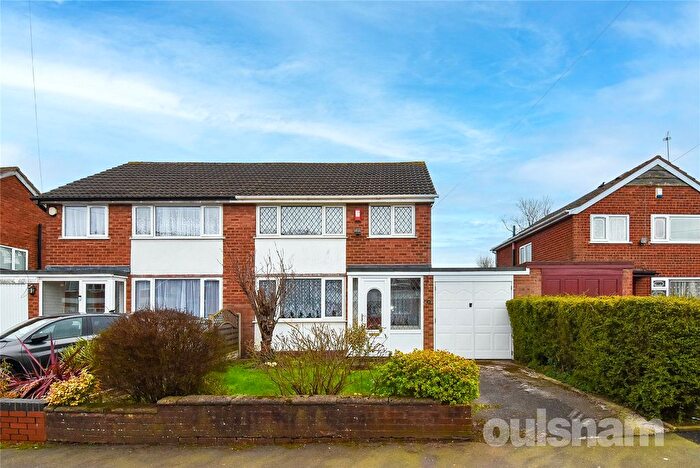 3 Bedroom Semi Detached House For Sale In Ashburton Road, Kings Heath, Birmingham, West Midlands, B14