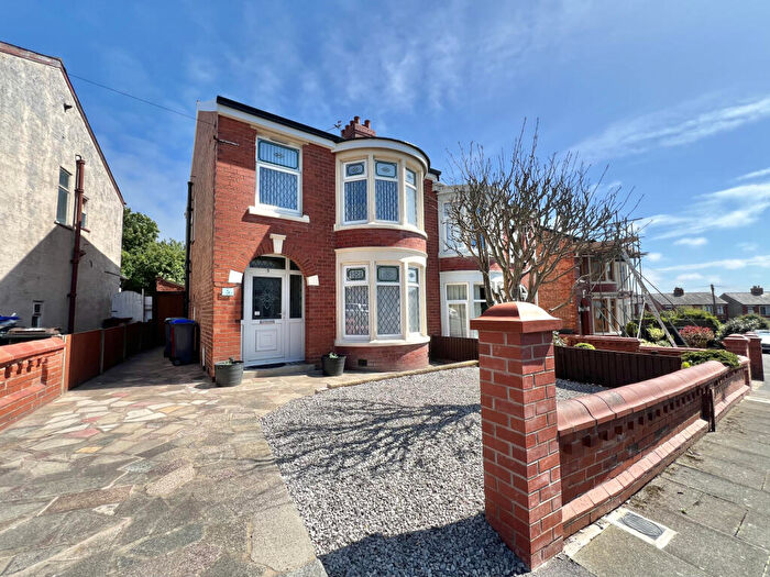 3 Bedroom Semi Detached House For Sale In Hartford Avenue, Blackpool, FY1