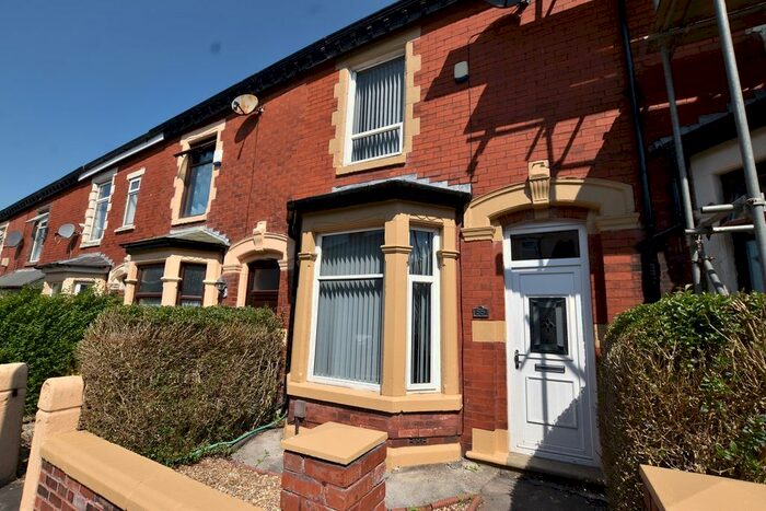 3 Bedroom Terraced House To Rent In Lynthorpe Road, Blackburn, BB2