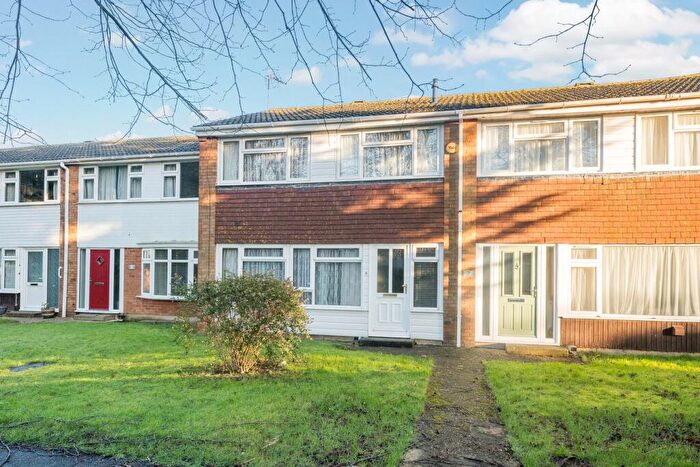 3 Bedroom Terraced House For Sale In Kimberwell Close, Toddington, LU5