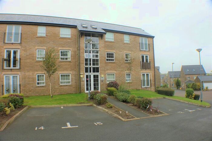 2 Bedroom Flat To Rent In Clough Gardens, Haslingden, BB4