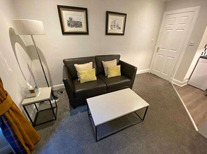 1 Bedroom Flat To Rent In Morrison Street, Edinburgh, EH3