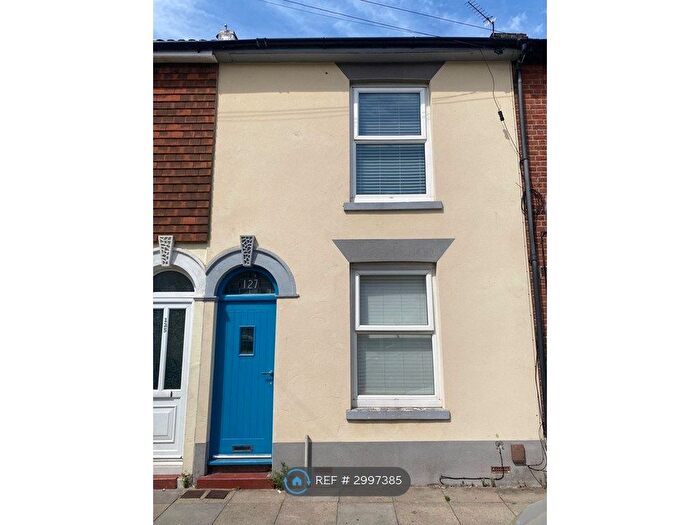2 Bedroom Terraced House To Rent In Toronto Road, Portsmouth, PO2