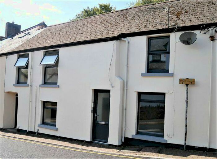 1 Bedroom Flat To Rent In High Street, Llantrisant, CF72