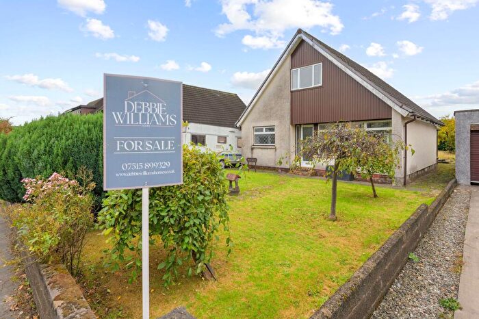 3 Bedroom Detached House For Sale In Glenview, Menstrie, FK11
