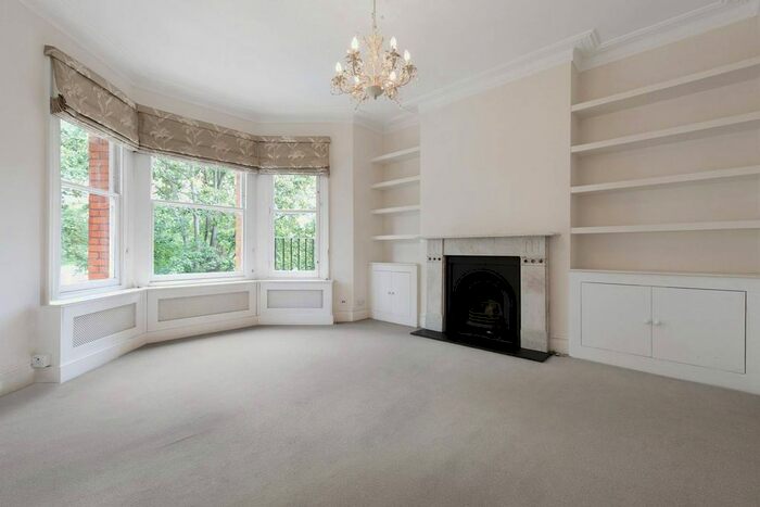 3 Bedroom Flat To Rent In Nightingale Lane, Nightingale Triangle, London, SW4