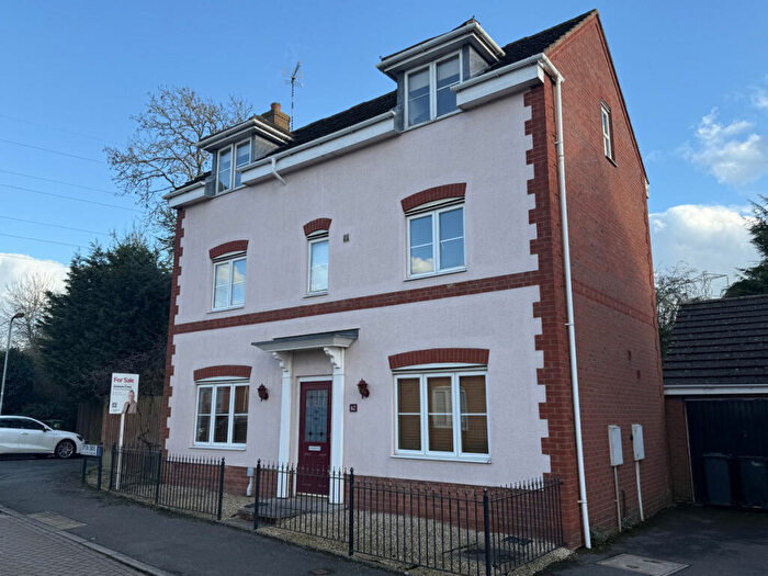 4 Bedroom Detached House For Sale In Upton Drive, Nuneaton, CV11