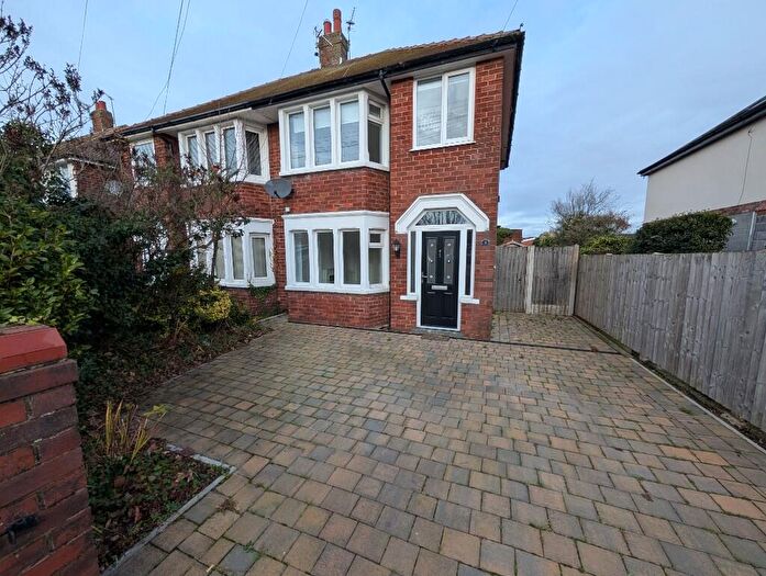 3 Bedroom Semi Detached House To Rent In Chester Avenue, Poulton-Le-Fylde, Lancashire, FY6