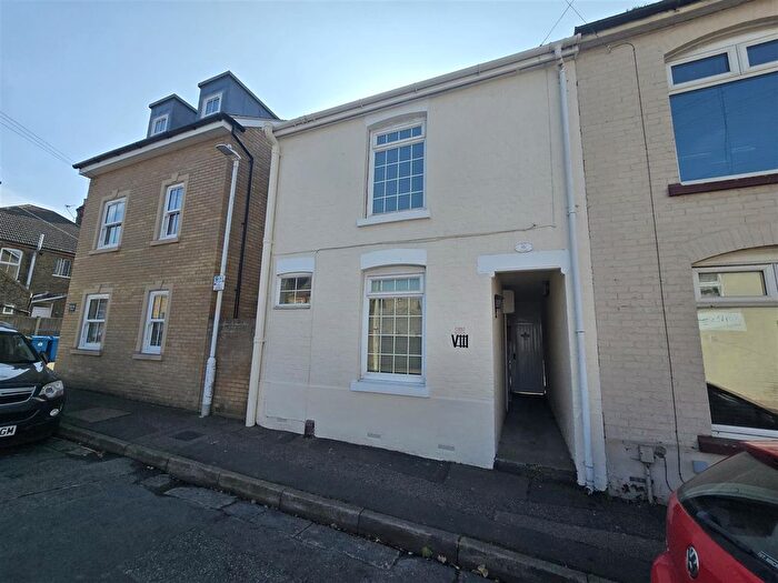 3 Bedroom Property To Rent In Connaught Road, Sittingbourne, ME10