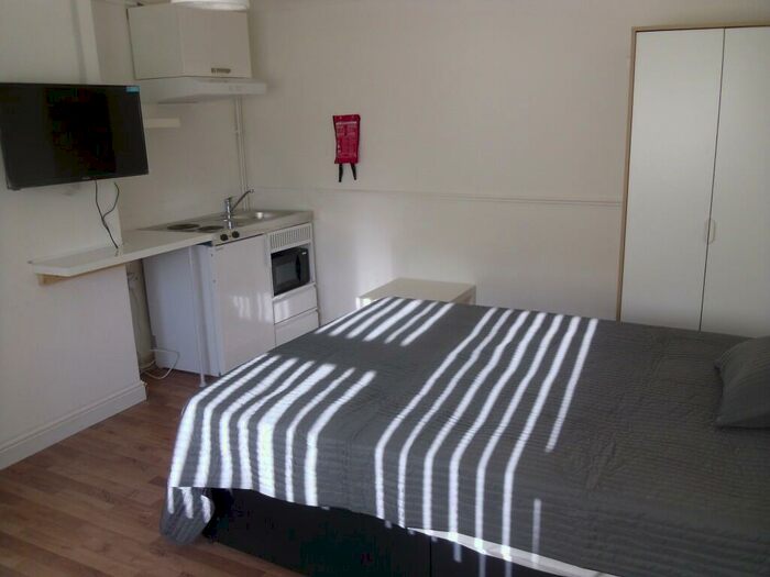 1 Bedroom House Of Multiple Occupation To Rent In Beale Close, Stevenage, Hertfordshire, SG2