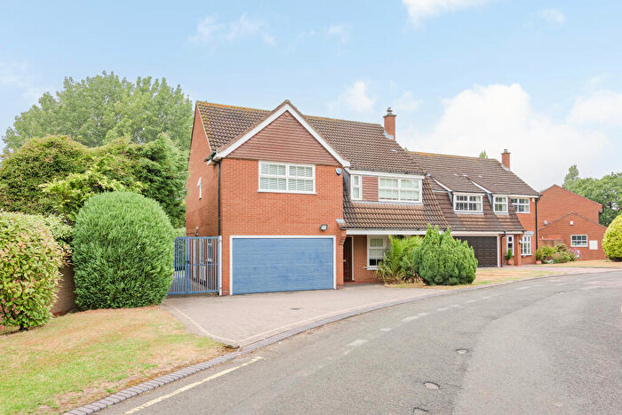 4 Bedroom Detached House To Rent In Ryknild Close, Sutton Coldfield, B74