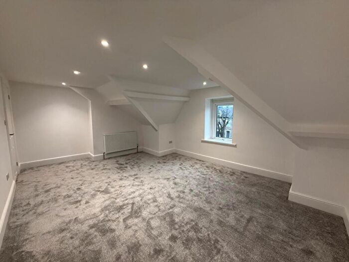 2 Bedroom Apartment To Rent In Windsor Terrace, Penarth, CF64