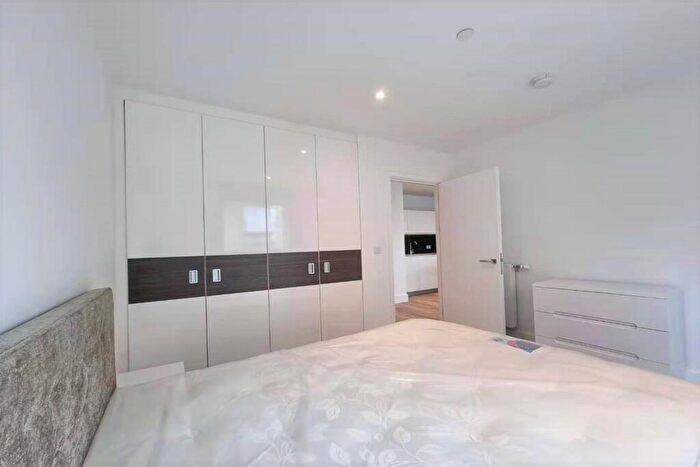 2 Bedroom Apartment To Rent In Cobham House, SE3