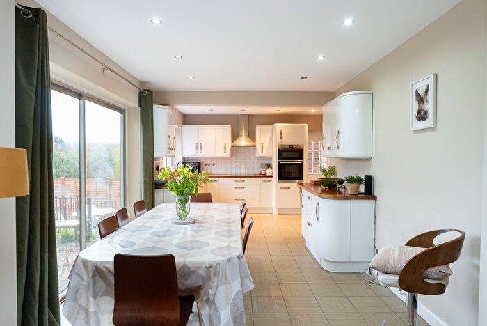 4 Bedroom Detached House For Sale In Elmhurst Drive, Dorking, RH4