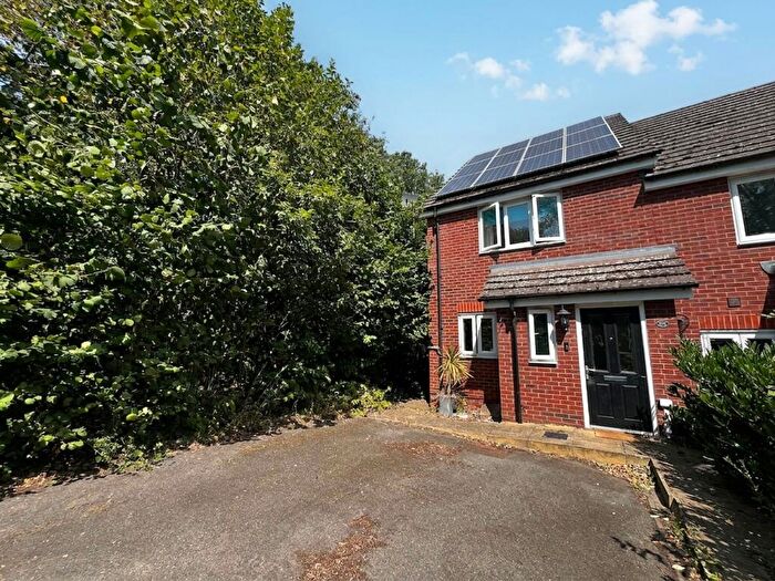 2 Bedroom Terraced House To Rent In Summerhill Lane, Coventry, CV4