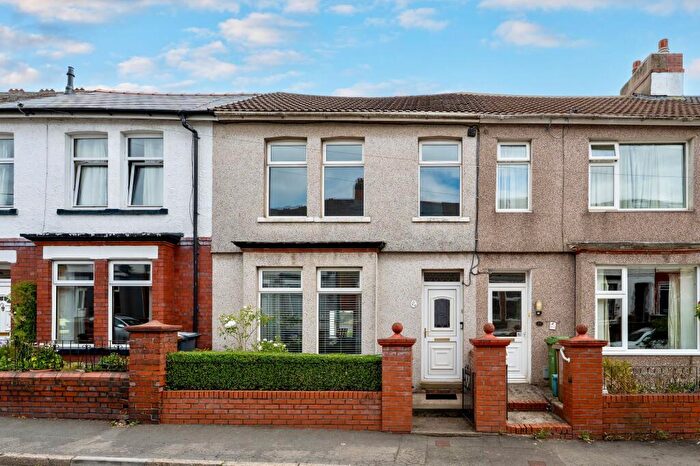 3 Bedroom Terraced House For Sale In Albany Road, Blackwood, NP12