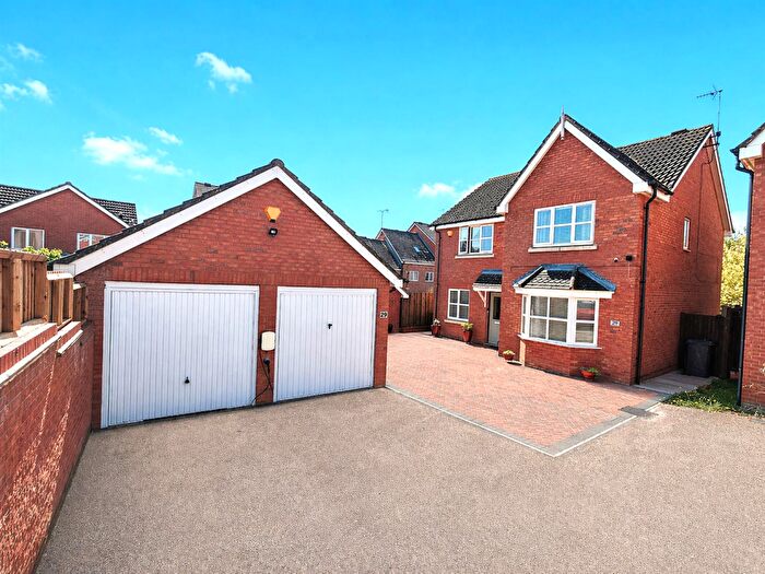 4 Bedroom Detached House For Sale In Lavender Close, Corby, NN18