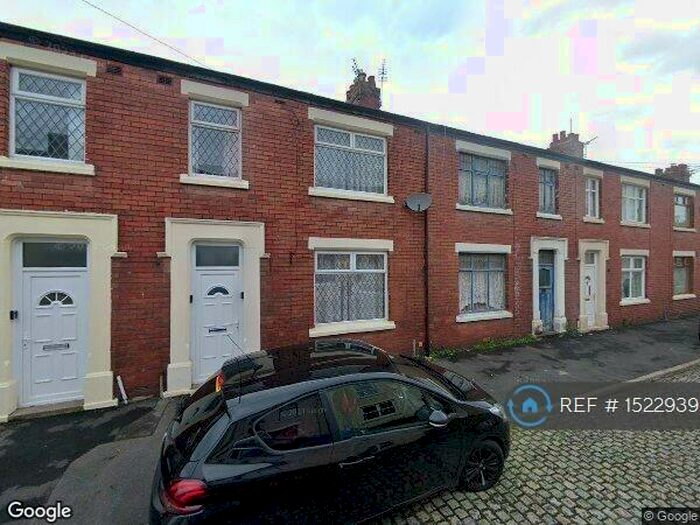 3 Bedroom Terraced House To Rent In Connaught Road, Preston, PR1