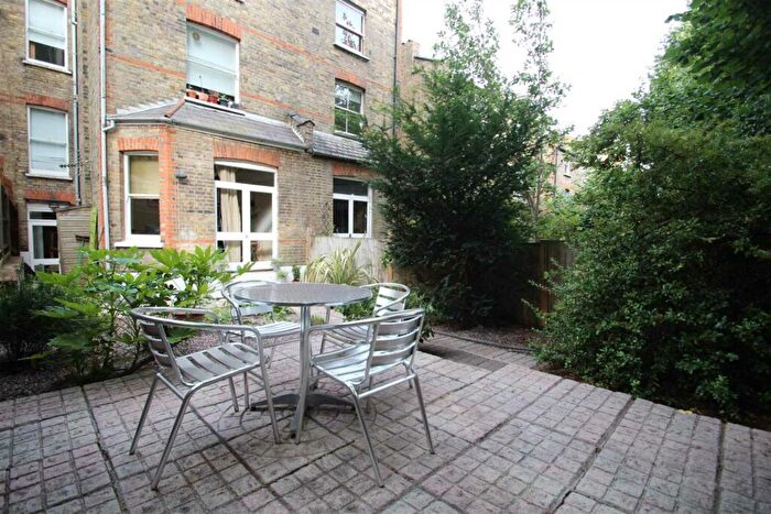 2 Bedroom Flat To Rent In Milton Avenue, Highgate, N6