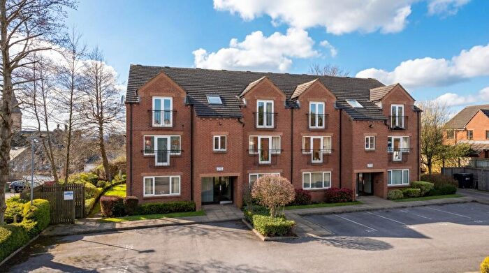 2 Bedroom Flat For Sale In Marshall Court, Yeadon, Leeds, West Yorkshire, LS19