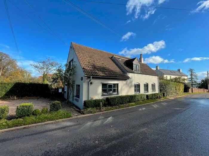 3 Bedroom Property For Sale In Pleasant Stile, Littledean, GL14