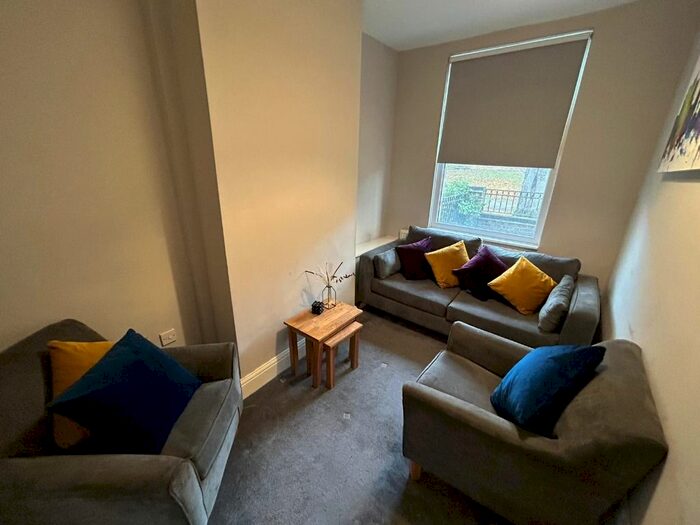 3 Bedroom Terraced House To Rent In Waterloo Promenade, The Arboretum, Nottingham, NG7