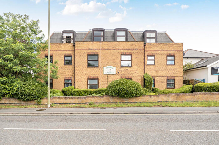 2 Bedroom Maisonette For Sale In Bournemouth Road, Chandler's Ford, Eastleigh, Hampshire, SO53
