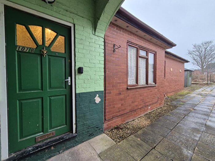 1 Bedroom Flat To Rent In High Street, Rowley Regis, West Midlands, B65