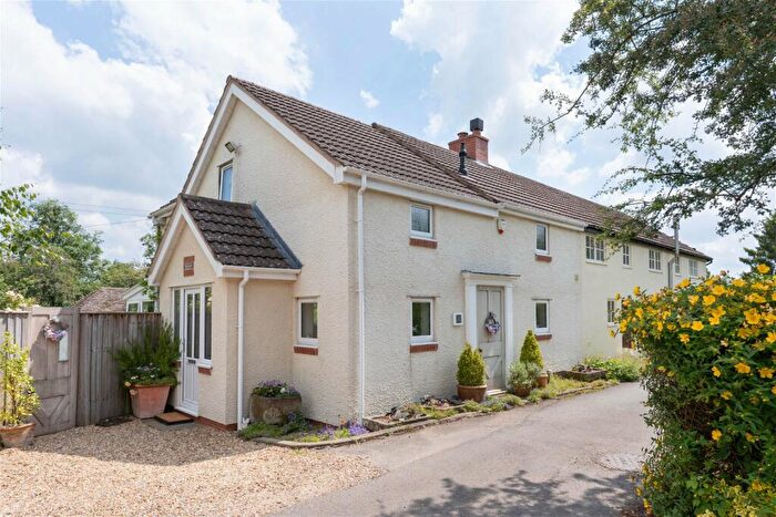 3 Bedroom Cottage For Sale In Birches Lane, Withybed Green, Alvechurch, B48