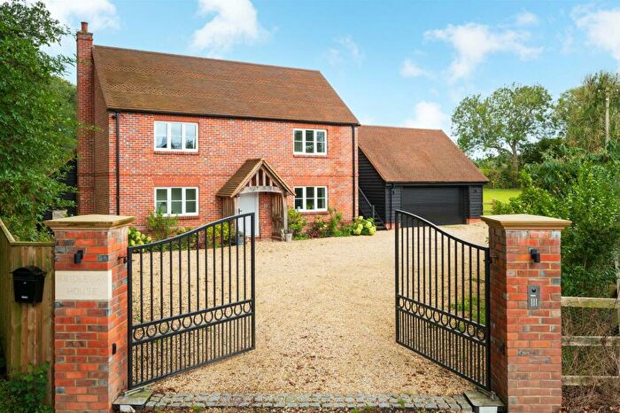 3 Bedroom Detached House For Sale In Park Corner, Henley-On-Thames, RG9